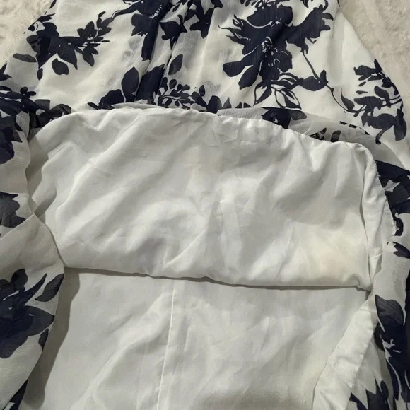 NEW Floral Black and White Women's Skirt - Picture 5 of 6